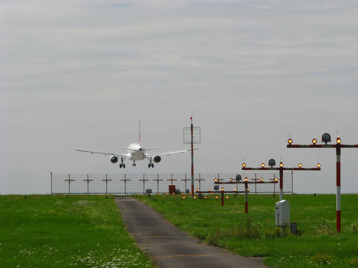 Instrument landing system